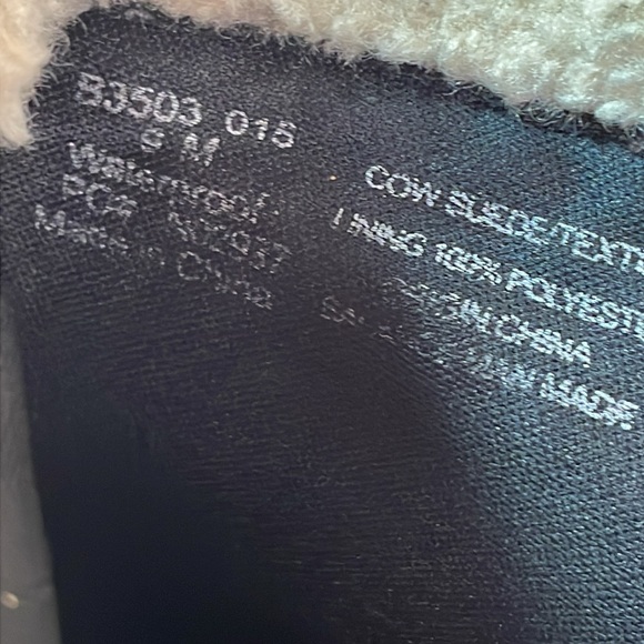 Blondo Shylo Black Suede Waterproof High-Top Lace-Up Sneaker/Booties Women 9 - Picture 3 of 12